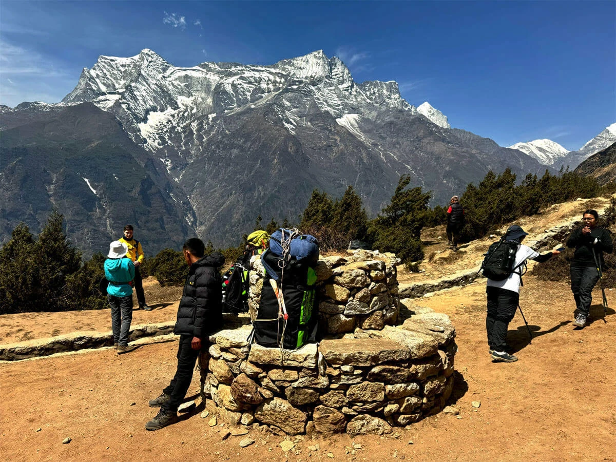 Khayer Lake and Khopra Ridge Trek