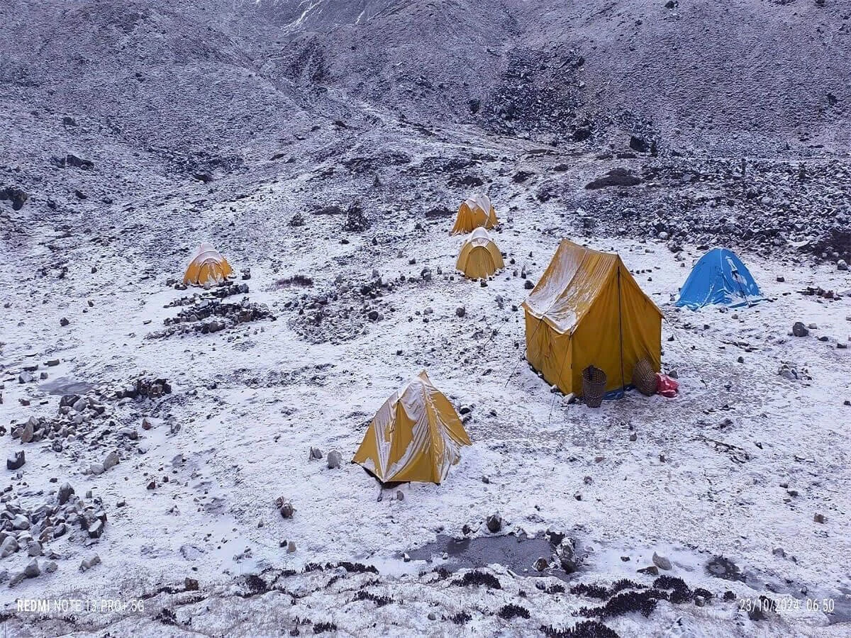 Yala Peak Climbing