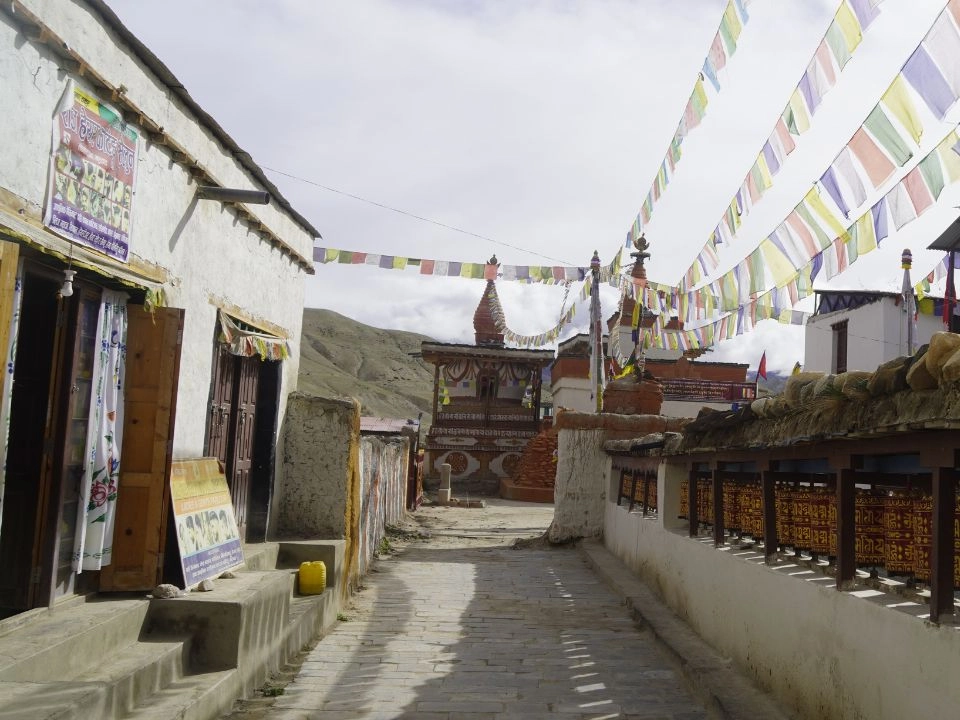 Upper Mustang Jeep Tour