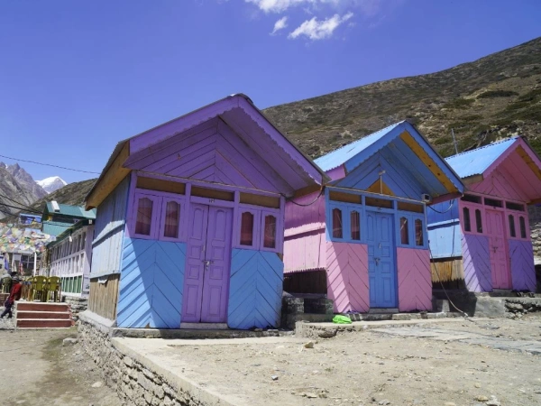 Teahouses In Manang