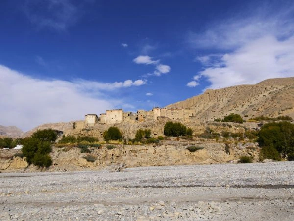 chele-way-to-lo-manthang-1