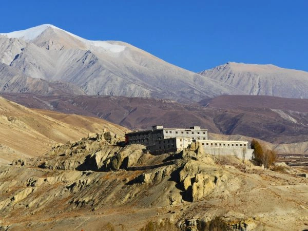 lo-manthang-1